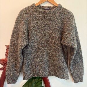Women’s Vintage Speckled Grey Knit Crewneck Cozy Thick Wool Sweater